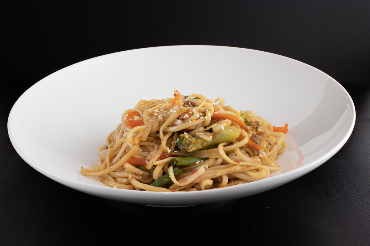 WOK (лапша и ингредиенты по вашему выбору)